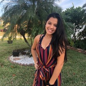 Meet your Posher, Shakira